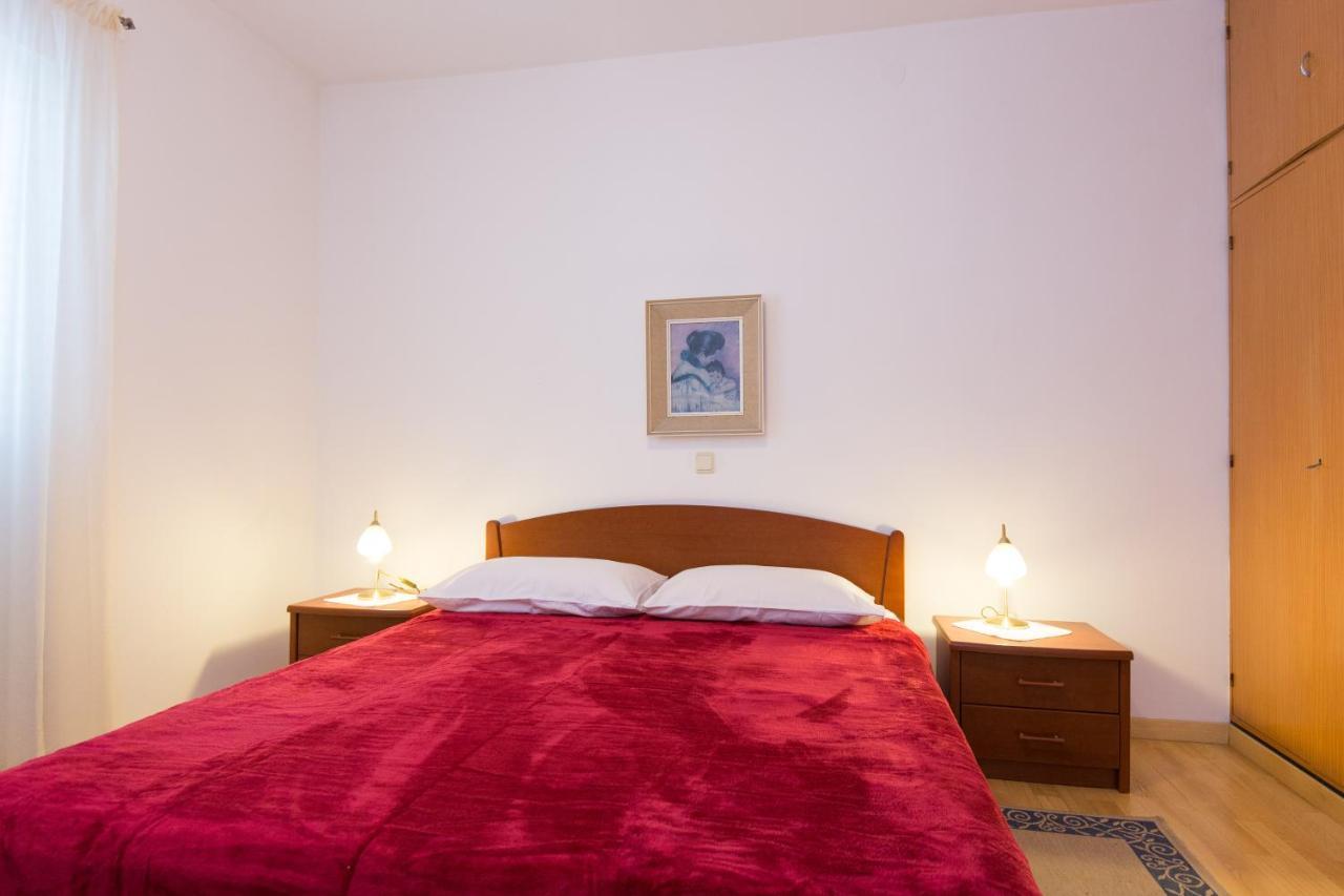 Apartman Leana Krk Town Exterior foto